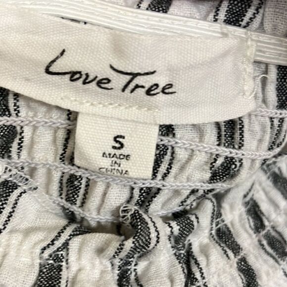 Love Tree Romper   - Picture 3 of 6